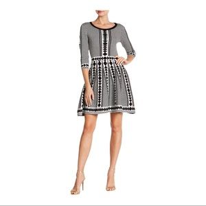 NWOT Nina Leonard Geometric Print Sweater Dress. Size:L